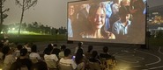 （男女操的事男女操的视频转载）成都秋夜“新耍法”：到公园看坝坝电影